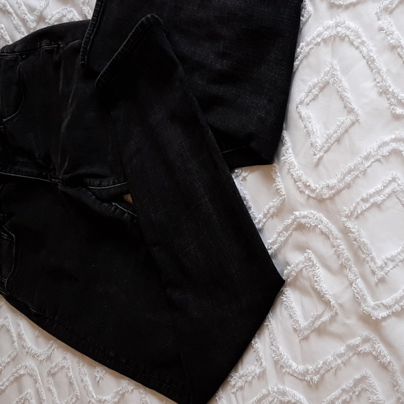 American Eagle jeans.  Black. Size 8. Stretch.Pockets. Length 39 inches - Picture 12 of 15